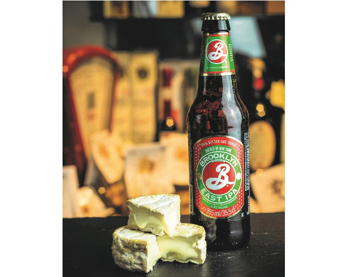 Bier aus New York und Käse aus Frankreich. 