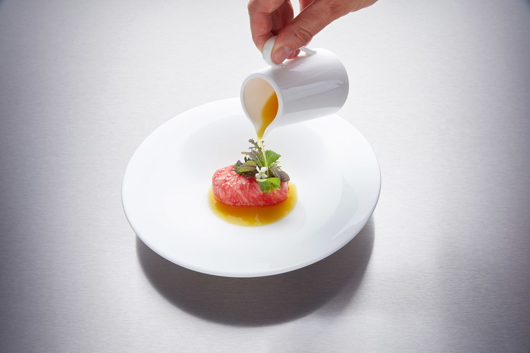 Frisch und aromatisch, mit liebe zum Detail, werden Bühners Gerichte zubereitet.