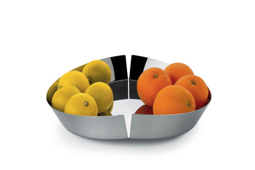 Origineller Wurf: Die Obstschale «Broken Bowl» von Alessi wurde in zwei Hälften gebrochen, hält aber dennoch. Ca. CHF 110,-&nbsp;www.artedona.com