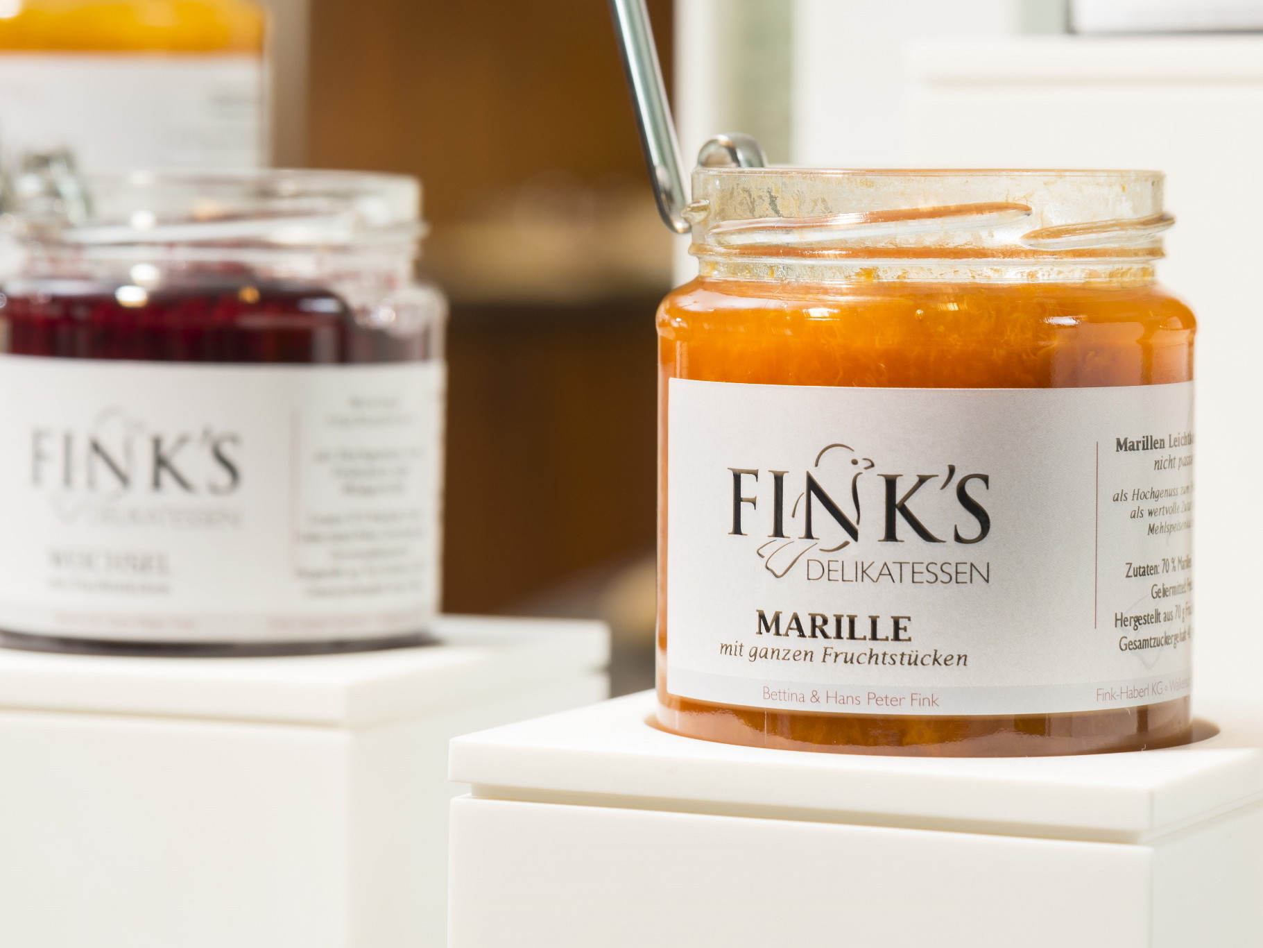 Fink’s 400 werden perfekt auf eleganten Produktionswürfel in Szene gesetzt. 