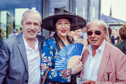 Society-Lady Andrea Buday und Juwelier Reinhard Köck haben sich die Eröffnung nicht entgehen lassen.