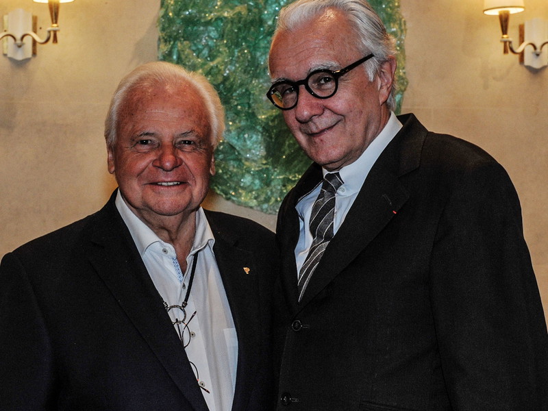 Eckart Witzigmann mit Alain Ducasse, dem Preisträger für Große Kochkunst 2017.