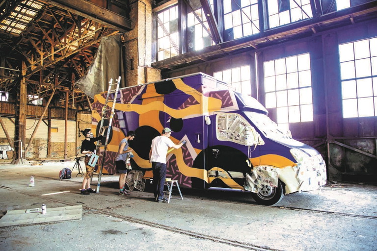 Schwarmprojekt. Der Réger Burger-Truck wurde über die Crowd finanziert und gemeinsam perfektioniert.