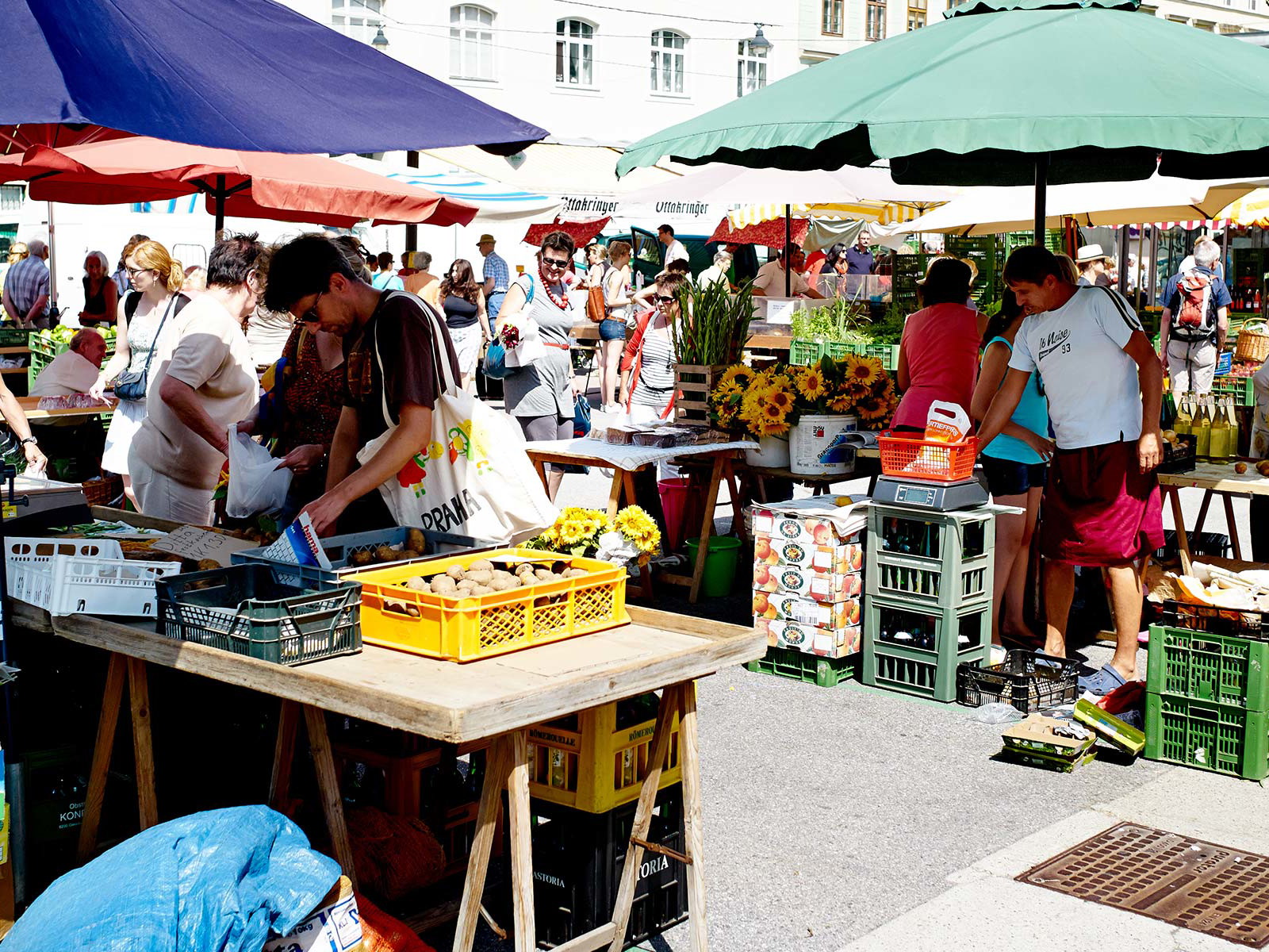 Zu Besuch am Karmelitermarkt