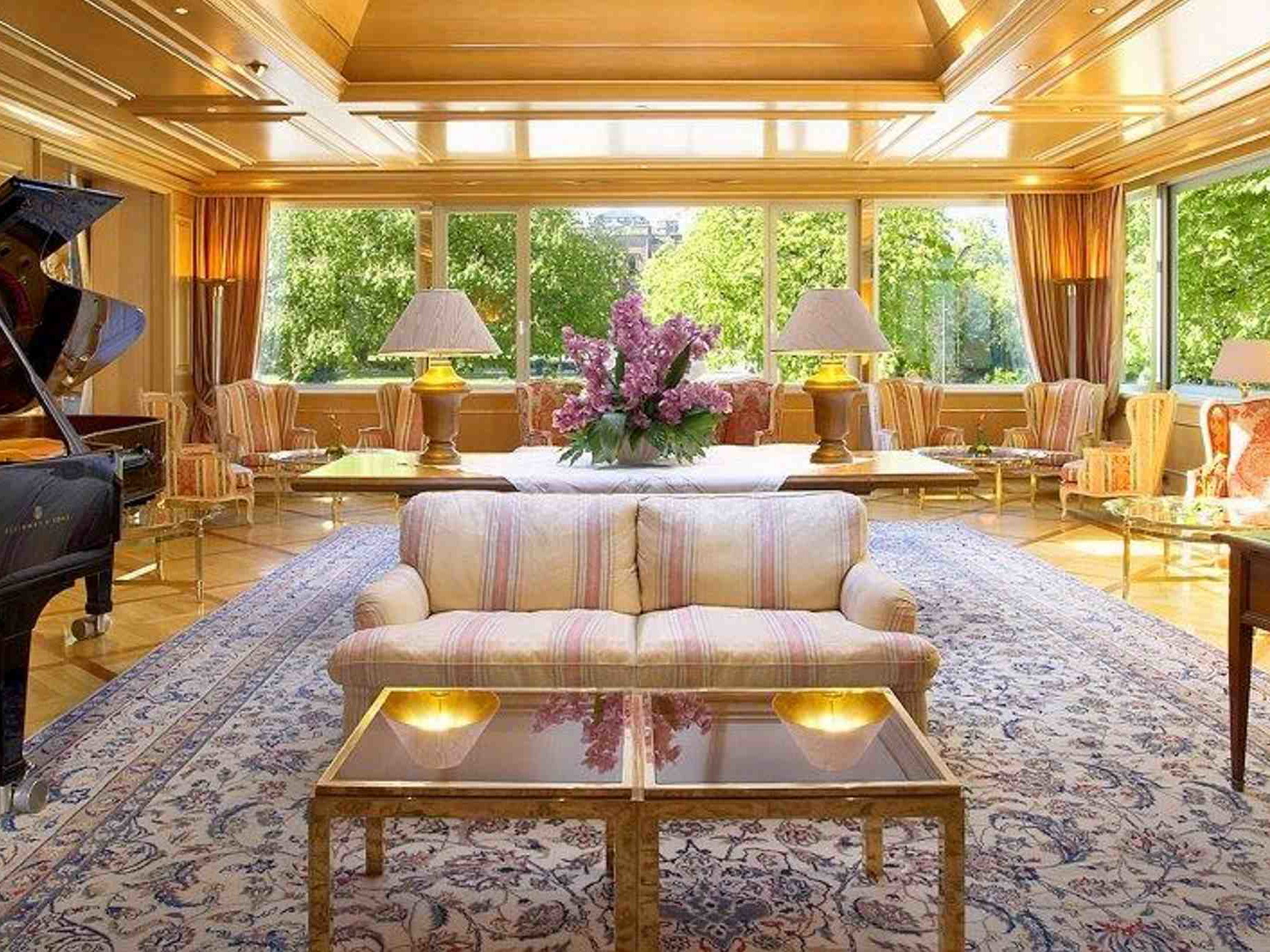 Stilvoll und charmant: Der Wintergarten des Hotels.