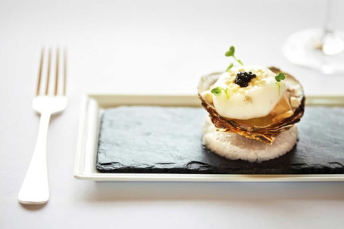 Kreative Seafood-Vorspeise mit Auster von Martin Wishart.