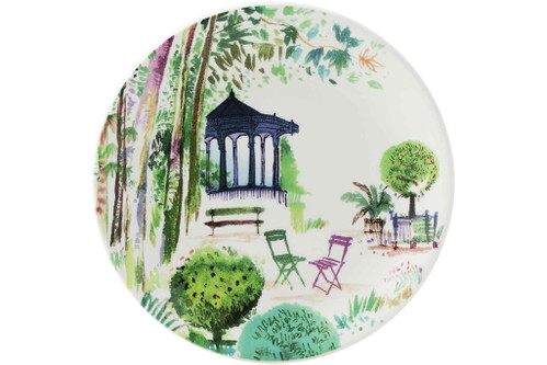 Porzellan-Reise in den OrientMit dem erfrischenden Porzellanservice "Jardins Extraordinaires" holen Sie ein wenig Dschungelfeeling auf den Tisch. Schmeichelnde Aquarelltöne und die Optik faszinierender orientalischer Gärten garantieren ein extravagantes Tafelsetting im französischen Stil. Aus dem Hause Gien. Bei artedona.com.