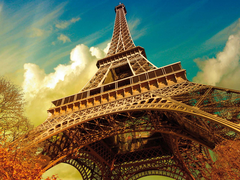 324 Meter hoch, von 1887 bis 1889 errichtet als Aussichtsturm für die Weltausstellung: Der Eiffelturm ist heute das Wahrzeichen von Paris.