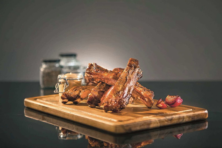 Veredelte Bauchrippe von »Aumaerk« mit einer Zubereitungszeit von 18 Minuten.