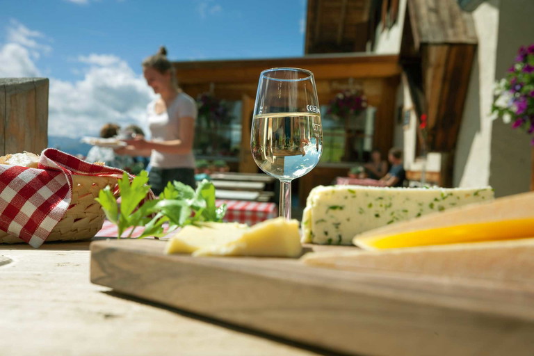Unzählige Hütten im Vinschgau bieten herzhafte Köstlichkeiten.&nbsp;