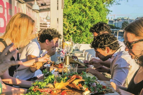 Tel Aviv Beach. Gastronomisches Projekt der Molcho-Familie in Wien.
