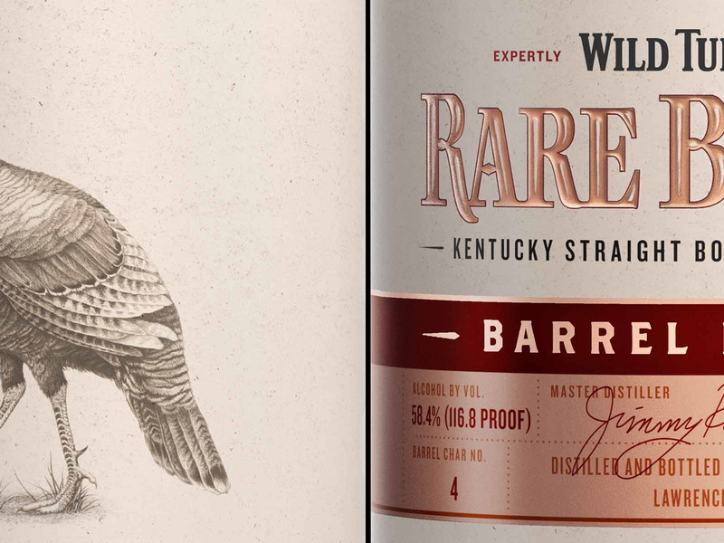 Das Wild Turkey Symbol »Jacob - The Turkey« wurde von Wildlife-Künstlerin Julie Rodes entworfen.&nbsp;