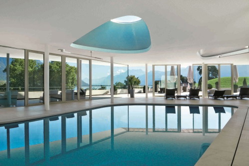 »Clinique La Prairie«. Leistet seit über 80 Jahren Pionierarbeit in Sachen »Better-Aging«. Location: Montreux.