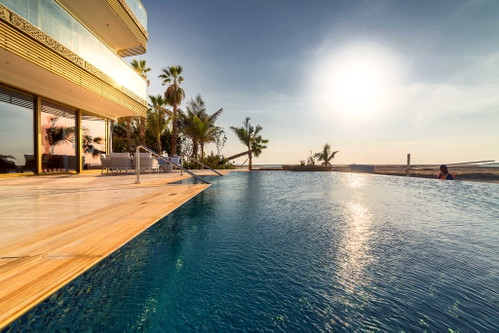 Ein exotisches Schweden vor der Küste Dubais.