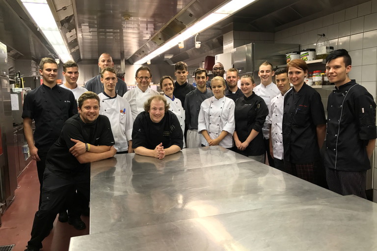 Das Küchenteam vom Schweizerhof Luzern.