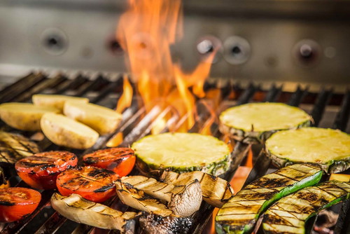 Grünflächen sind von den ­traditionellen Reisterrassen der Region inspiriert. 
&nbsp;
Think local Die

&nbsp;