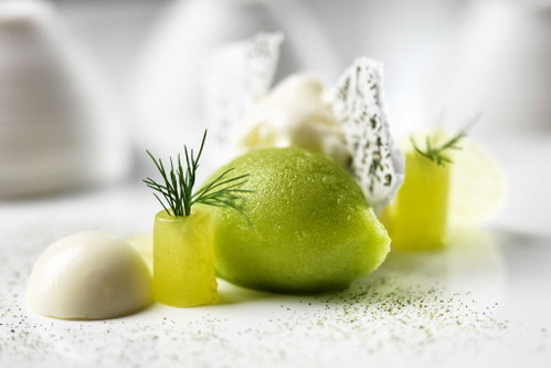 Spannendes Aromenspiel im «Ecco»: Grüner-Apfel-Sorbet mit Schafsjoghurt und Dill.