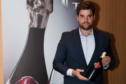 Champagne Gosset.