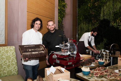 Johannes Dackweiler, Inhaber der Biobäckerei Hercules und Florian Conzen von der »Brasserie Stadthau«.