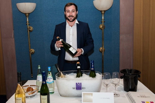 Champagne Moutard.