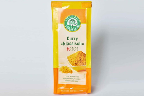 6. Platz, 86 Punkte: Lebensbaum Curry‚ Klassisch Tüte, € 3,29 für 50 g (Kilopreis: € 65,80) BioSupermarkt, Alnatura, BasicAngenehm-ausgewogenes Curry mit deutlicher Knob­lauchnote. Auch hoher Kurkumaanteil – die Farbe ist erfrischend gelb. Ein gutes Durchschnittscurrypulver ohne besondere Eigen­schaften.