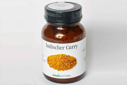 9. Platz, 82 Punkte: Manufactum Indischer CurryGlas, € 4,90 für 100 g (Kilopreis: € 49,–) Manufactum, onlineDeutliche Grünfärbung, auch im Geschmack eine spürbare Gemüsenote. Insgesamt nicht sehr aromatisch, kein Favorit unter den Testern.