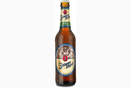 94 Punkte: SCHLAPPESEPPEL SPECIALITÄT, Wiener LagerHelles Bernstein, dichter, weißer Schaum. Karamell, Weißbrot, Hefe und Wiesenkräuter in der Nase. Voller, malziger Antrunk. Nicht zu schlank im Antrunk, starker Malzcharakter ohne aufdringliche Süße. Leichte Rösttöne, die zur insgesamt moderaten Bittere beitragen.Eder &amp; Heylands Brauere Großostheim; Braumeister: Markus Sabel