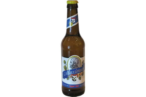 92 Punkte: MAXIMUS, Lager / SpezialDunkles Goldgelb, wenig Schaum. Duft von Hefe, Malz und frischem Gras. Voller, satter Antrunk. Die Bittere setzt sehr rasch ein und trägt zum insgesamt vollmundigen Eindruck bei. Das grasige Hopfenaroma bleibt auch im Rachenraum er­­halten, der Nachtrunk ist trocken.Brauerei A. Egger, Worb; Braumeister: David Santschi