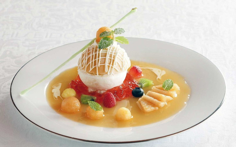 Ein wertvolles Dessert im Tokioter »Shiseido Parlour«: Mousse aus der Yubari-Honigmelone.