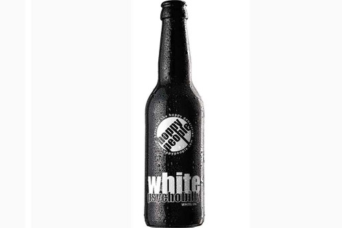 94 Punkte: WHITE PSYCHOBILLY, White IPA&nbsp;Leicht trübes, goldgelbes Ale mit wenig Schaum und viel Weiss­bier­aroma, ergänzt um Muskat-, Trauben-, Karamell- und Heunoten. Sehr schlanker, sehr weicher Trunk, moderate, gegen das Finish hin deutlicher werdende Bittere. ­Trockener Nachtrunk. Hoppy People, Sierre; Braumeister: Olivier Brighenti &amp; David Bonjour