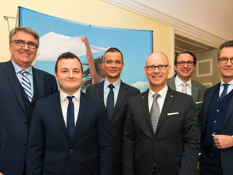 Partnerhoteliers sowie Gründungsmitglieder Cyrus Heydarian, Alexander Aisenbrey und Eduard Singer (v.r.).