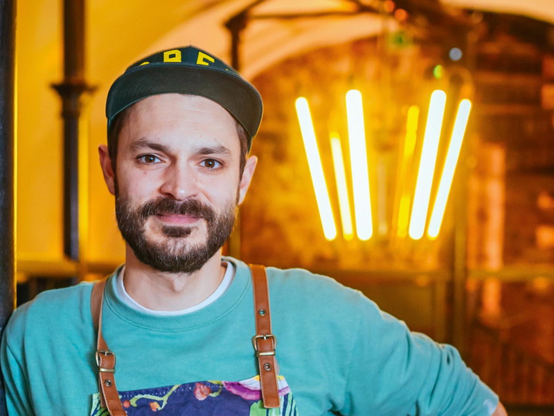 Andreas Schöler ist Barkeeper in der Freiburger In-Bar »One Trick Pony«.