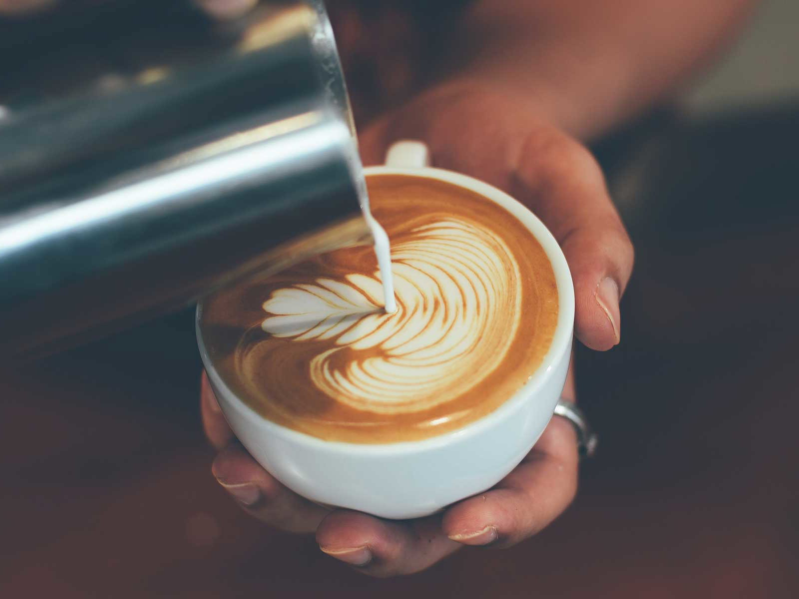 In den USA bauen Supermärkte ihr to-go-Angebot mit Frappuchinos, Coffee-Smoothies oder auch saisonalen Kreationen stark aus.