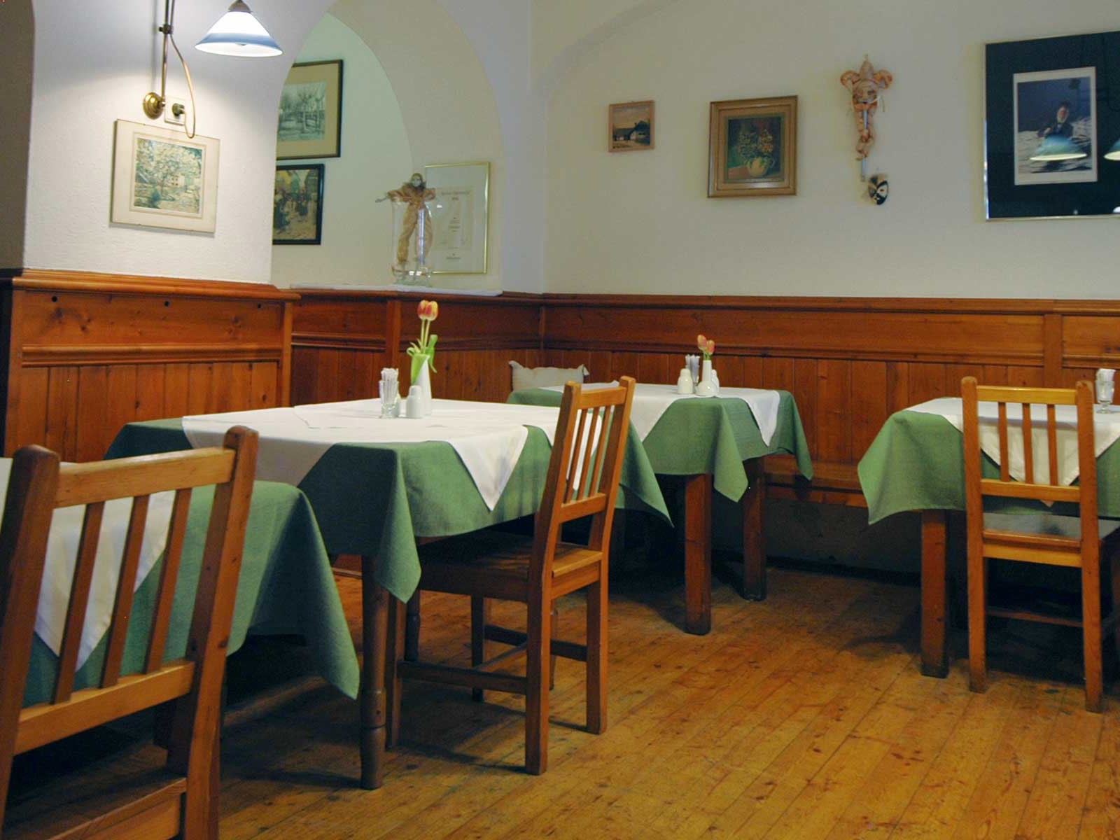 Urige Atmopsphäre im »Grünauer«.