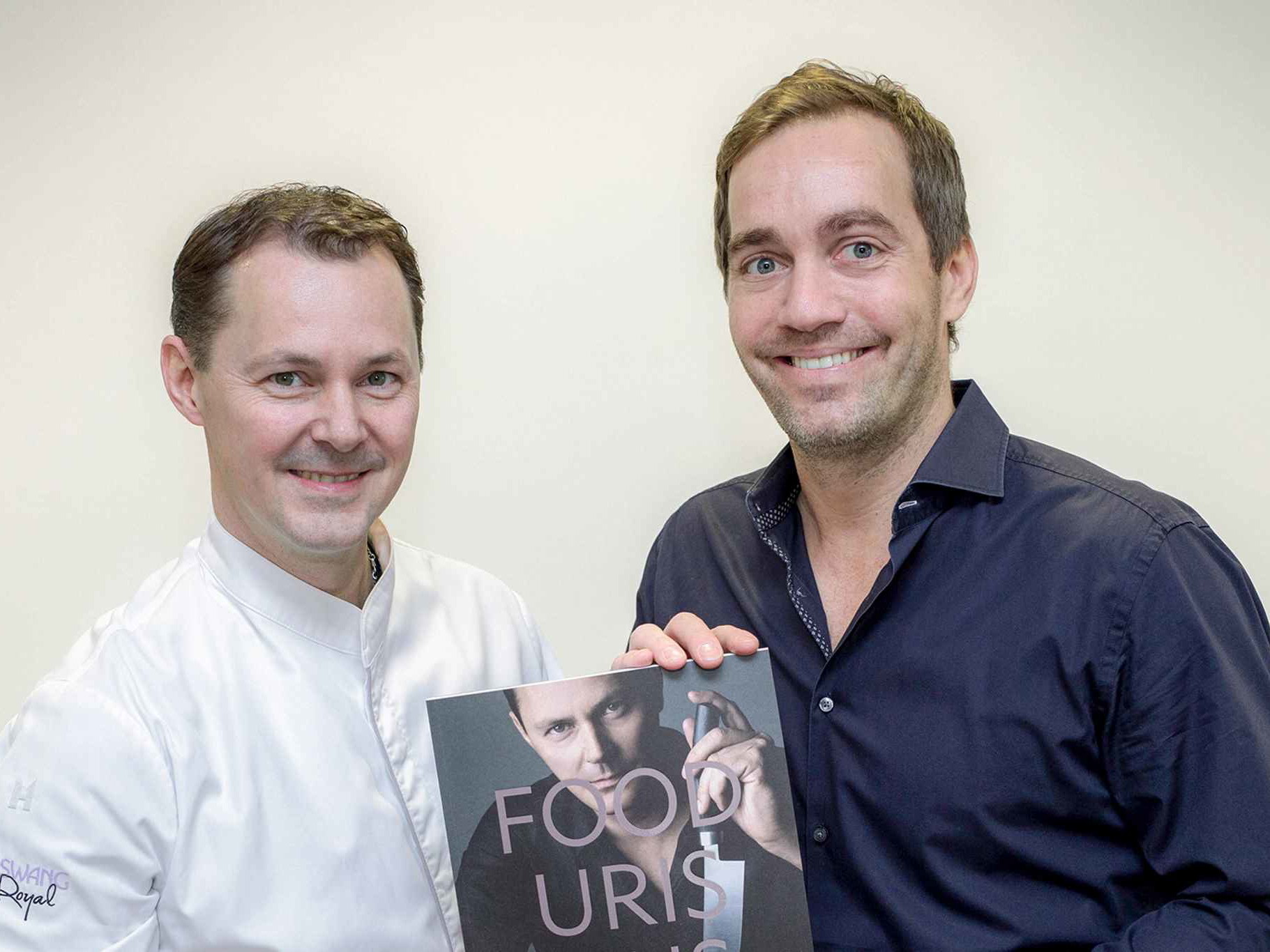 Simon Taxacher und Manfred Kröswang freuen sich über ihre Zusammenarbeit.