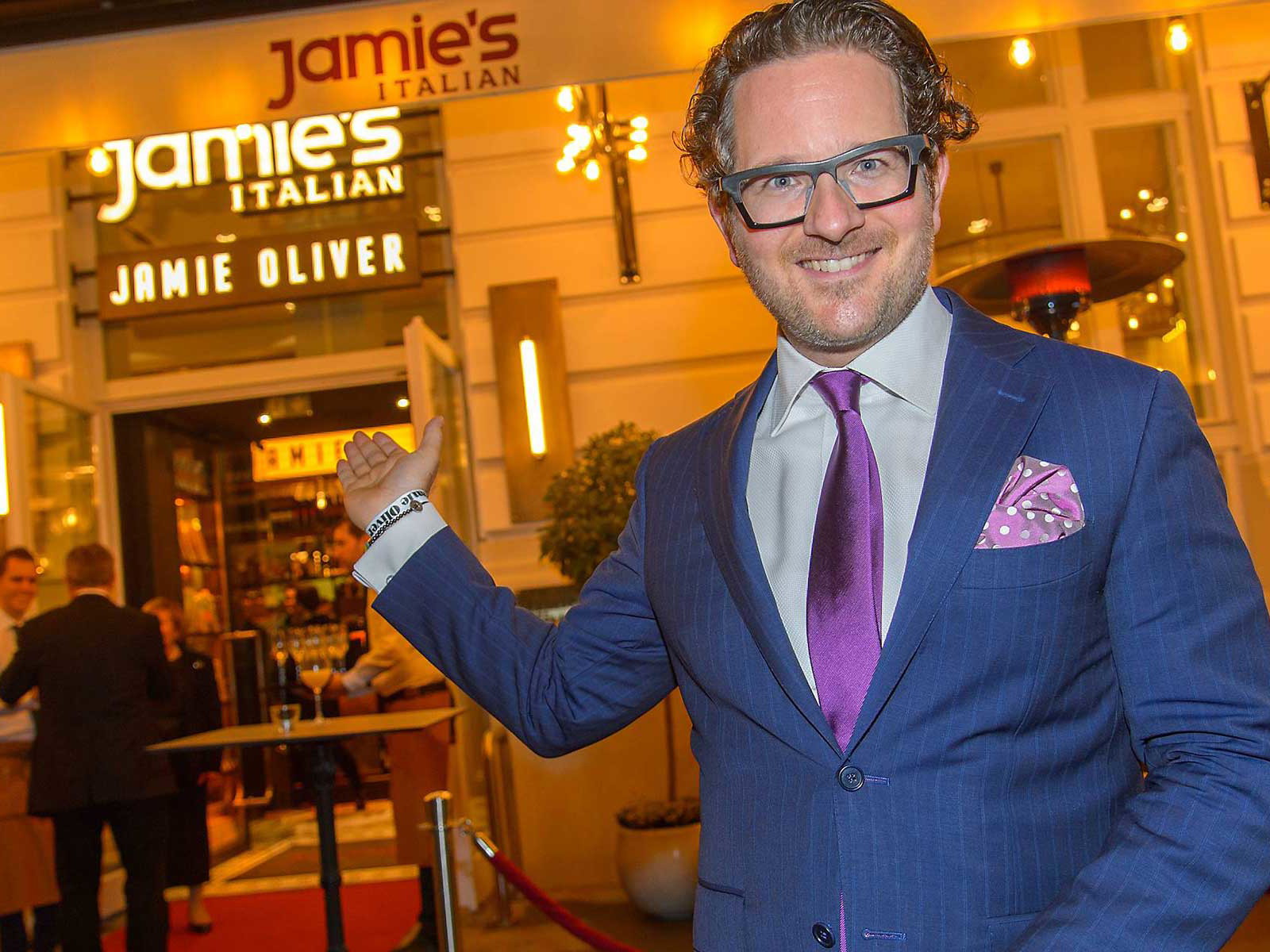 Roy Zsidai vor »Jamie's Italian« in der Wiener City