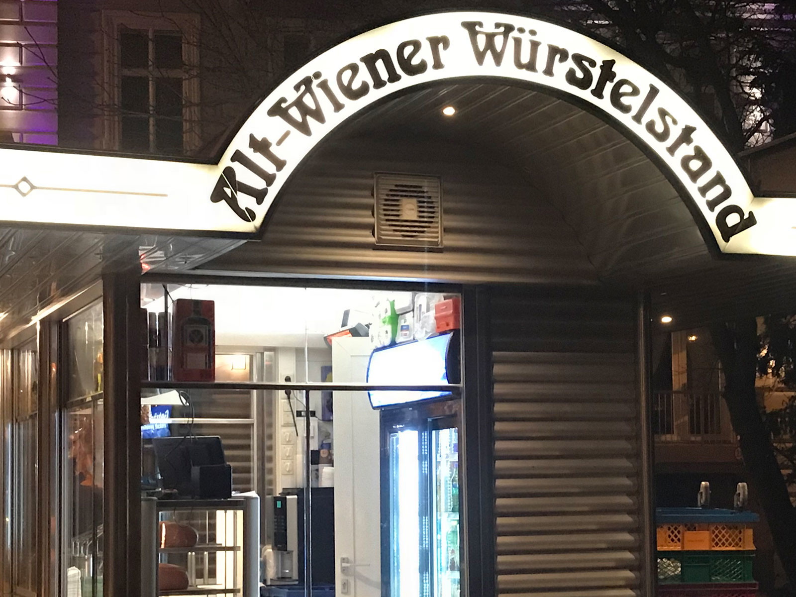Der »Alt-Wiener Würstelstand zum Volkstheater« hat das Voting gewonnen.