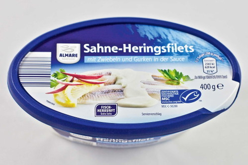 1. Platz, 94 Punkte*: Almare&nbsp;Sahne-Heringsfilets€ 1,35 für 400 g (Kilopreis: € 3,40)&nbsp;U. a. AldiDurch ganze Filetstücke ist die Optik ansprechend. Gut gebeizte Konsistenz der Filets. Die Zwiebelstücke sind knackig, die Säure relativ spitz. Insgesamt&nbsp; angenehm frisch im Geschmack.