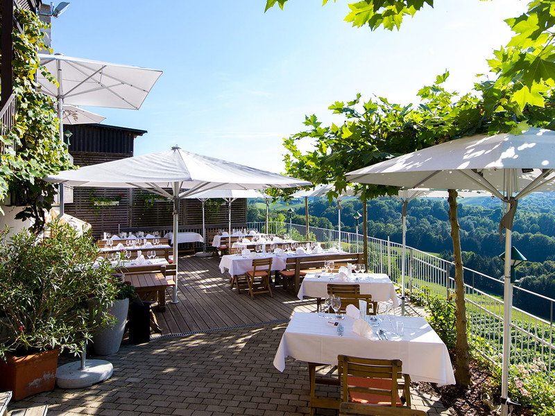 Vom BBQ-Abend auf der Terrasse mit Blick über die Weingärten bis zur Riedenbesichtigung mit exquisiter Lagenverkostung ist hier für jeden etwas dabei.