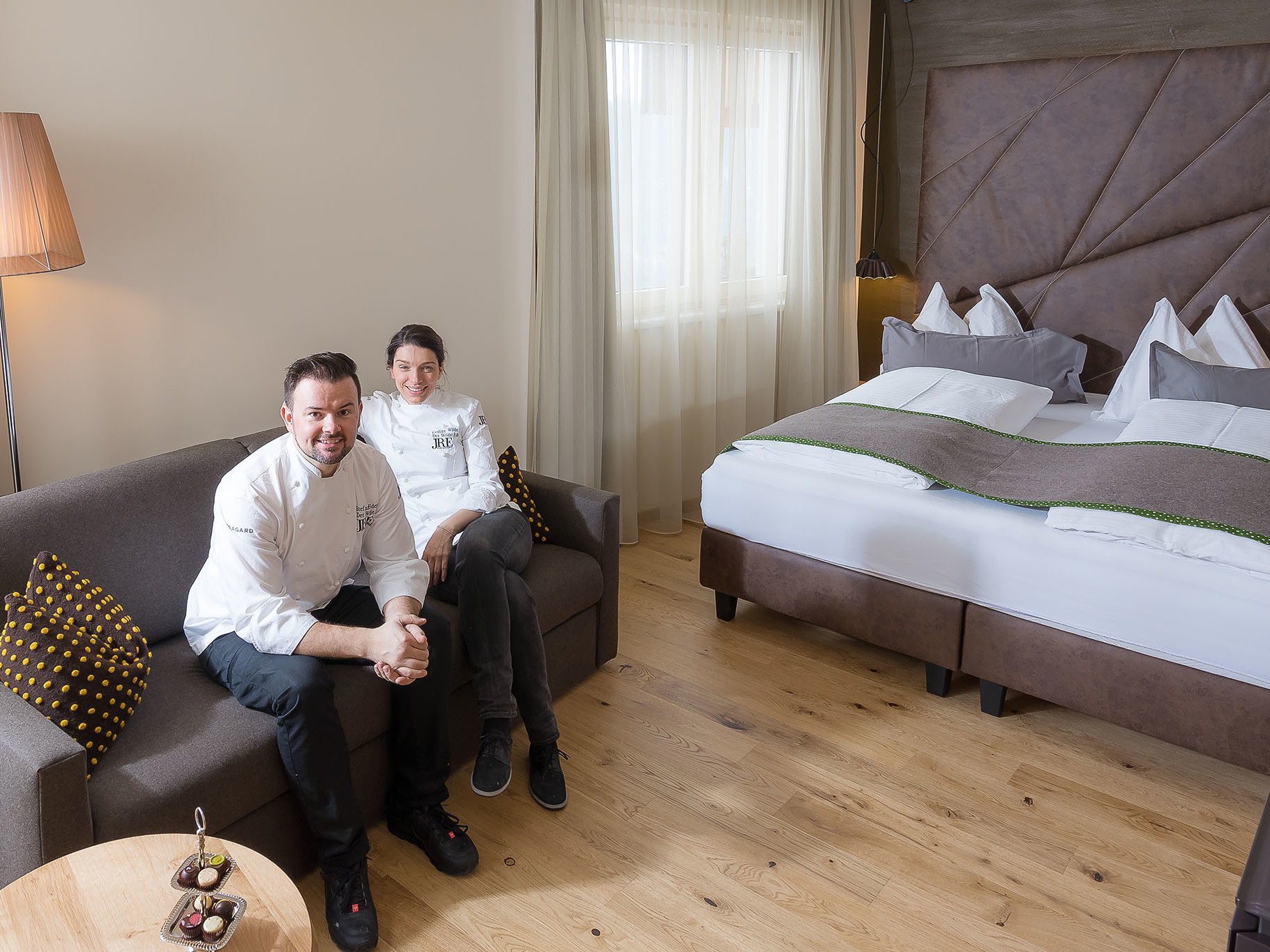 Das bisherige Wohlfühlhotel Eder in St. Kathrein am Offenegg heißt jetzt "Der Wilde Eder", damit ist auch Konditor-Weltmeisterin und TV-Köchin Eveline Wild im Namen vertreten.