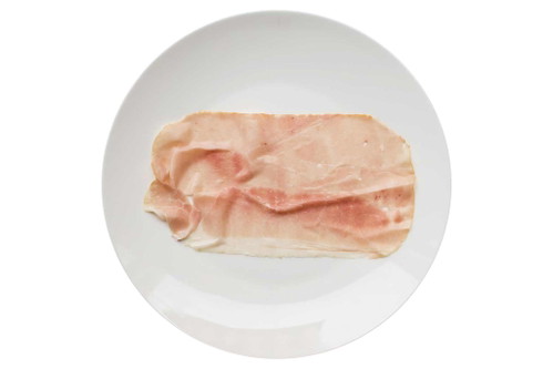 5. Platz, 90 Punkte:&nbsp;Wiesbauer Traditionsbeinschinken€ 1,99 für 100 g; u. a. Gersthofer MarktBlassrosa, schöne Optik. Neutrale Nase. Schmeckt fleischig, saftig, gute Textur, gut gewürzt, eher salzig. Kann mit den handgeschnittenen Schinken gut mithalten.&nbsp;