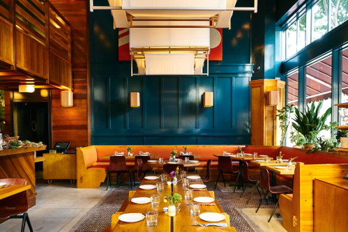 Im Restaurant »The Exchange« in Los Angeles serviert Küchenchef Alex Chang israelische Kreationen.