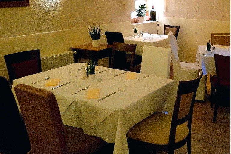 Parkprobleme im Restaurant »Kleibensturz«.