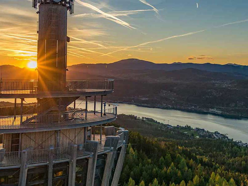 Stimmungsvoller Sonnenuntergang am Pyramidenkogel