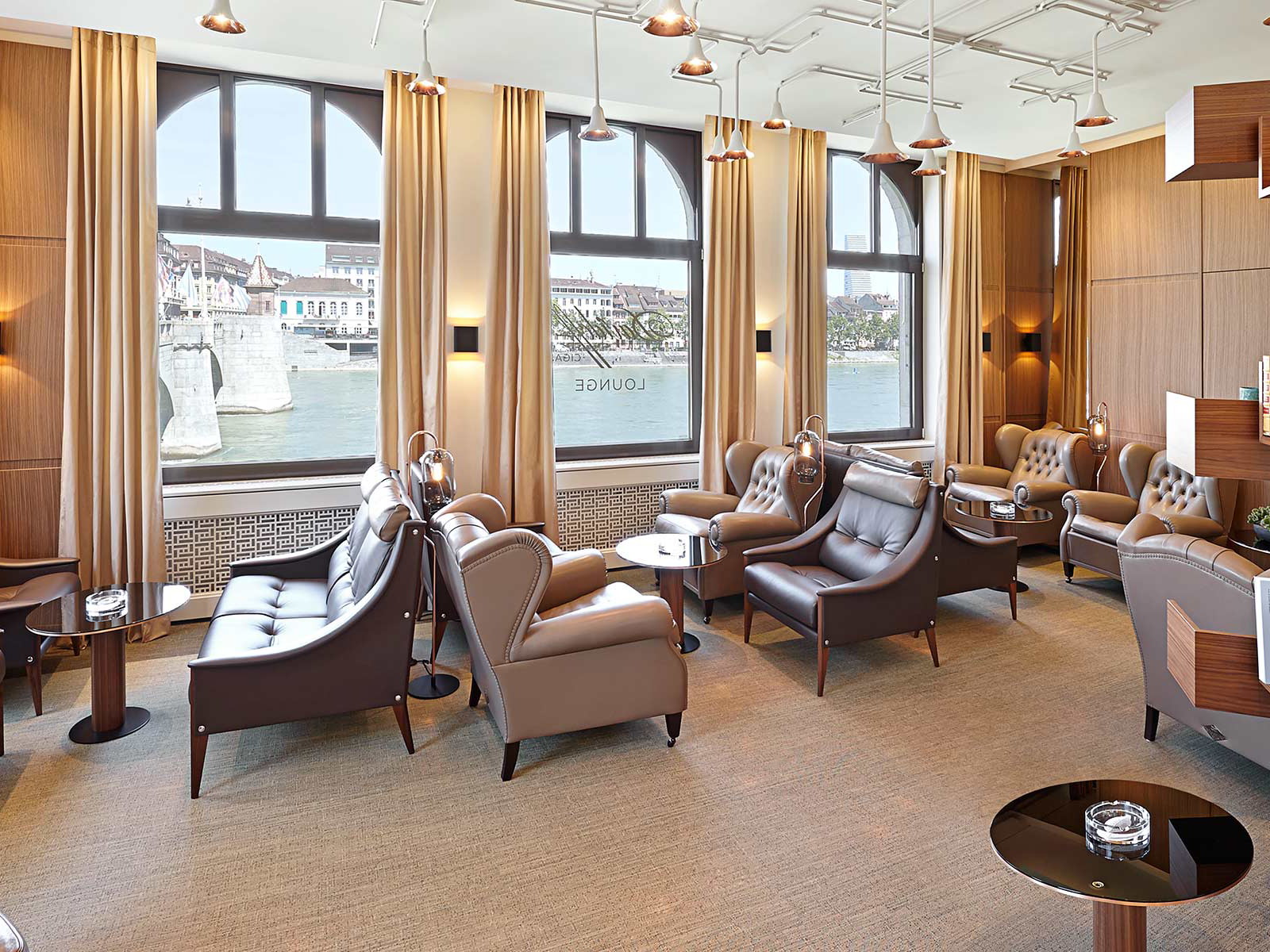 Davidoff Flagship Store in Basel