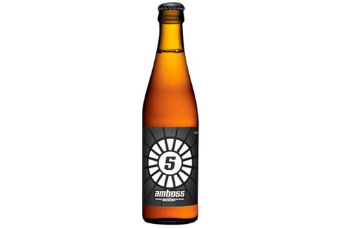Amboss Bier Amber (89 Punkte)Die einzigartige Erfolgsgeschichte des amberfarbenen Amboss-Bieres begann im Jahrhundertsommer 2003. Damals nur in 20-Liter-Fässern für die Gastronomie erhältlich, löschte es den grossen Durst der Zürcherinnen und Zürcher. Ab 2004 auch als Flasche erhältlich, war und ist Amboss Amber ein feines, würziges Bier aus echter Zürcher Braukunst.www.amboss.ch