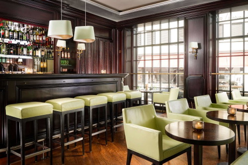 Rive Gauche Bar