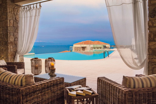 Boutique-Hotel Camvillia:&nbsp; Zimmer mit eigenem Pool und Blick aufs Meer.