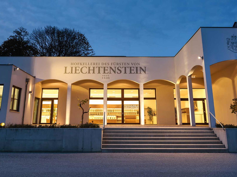Modern präsentiert sich die Hofkellerei in Wilfersdorf im Weinviertel.