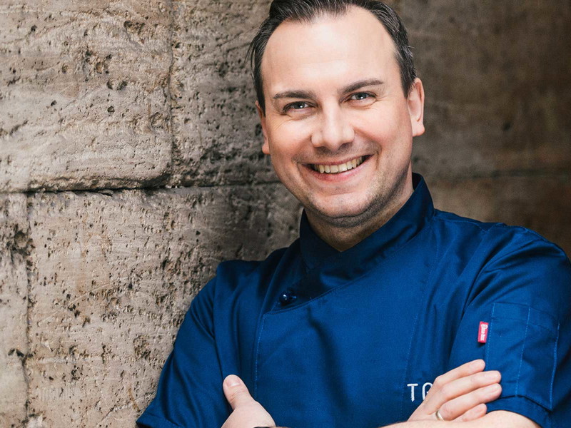 Tim Raue bringt die asiatische Küche auf Sylt.